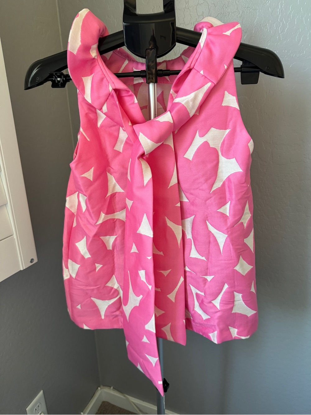 TUCKERNUCK Pink Italian Floral Jacquard Mason Blouse Tie Back Mock Neck - XSmall - Picture 3 of 14